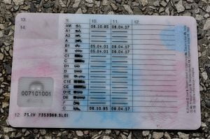 Začasni odvzem vozniškega dovoljenja osebi, ki ima tuje vozniško dovoljenje 2